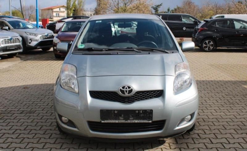 Gebraucht Toyota Yaris 101 PS (74 kW) 2008 Braun Kleinwagen