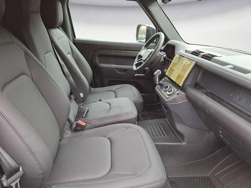 Gebraucht Land Rover Defender SE Dynamic 253 PS (186 kW) 2026 Grün SUV