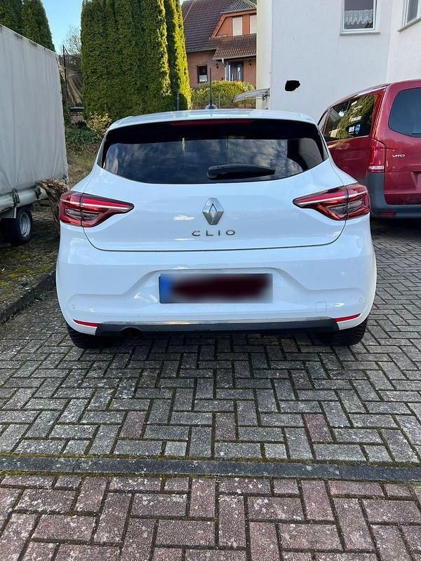 Gebraucht Renault Clio V Experience 101 PS (74 kW) 2020 Weiß Kleinwagen