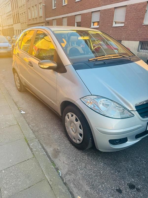 Gebraucht Mercedes A150 95 PS (69 kW) 2007 Silber Kleinwagen