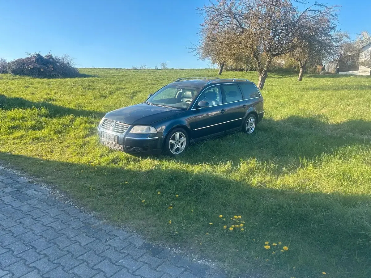 Second-hand VW Passat 180 CP (132 kW) 2004 Albastru Break