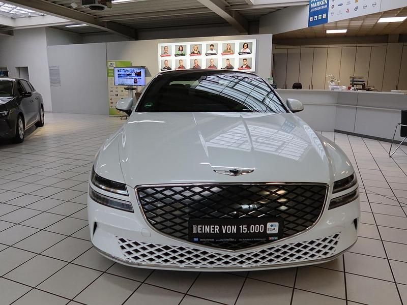 Weiß Gebraucht 2023 Genesis G80 Limousine | 50.170 € (Teuer) - Bild 1/4