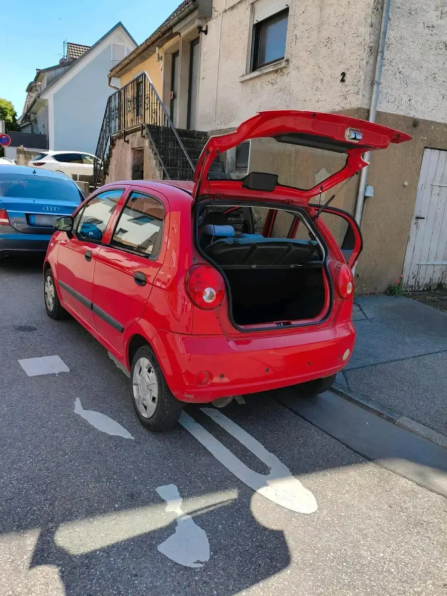 Gebraucht Chevrolet Matiz 52 PS (38 kW) 2010 Rot Kleinwagen
