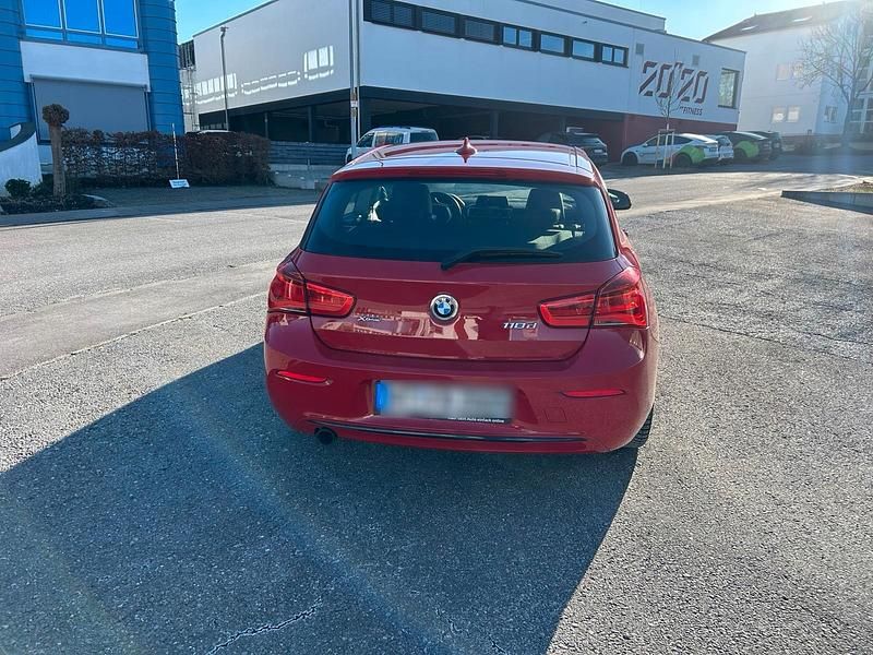 Gebraucht BMW 118 Sport Line 150 PS (110 kW) 2016 Rot Kleinwagen