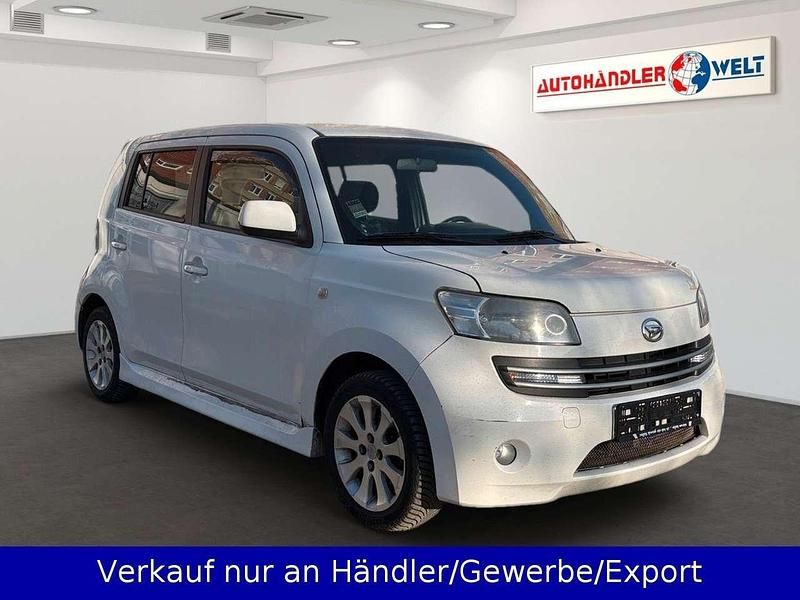 Gebraucht Daihatsu Materia 103 PS (75 kW) 2009 Weiß Van / Kleinbus