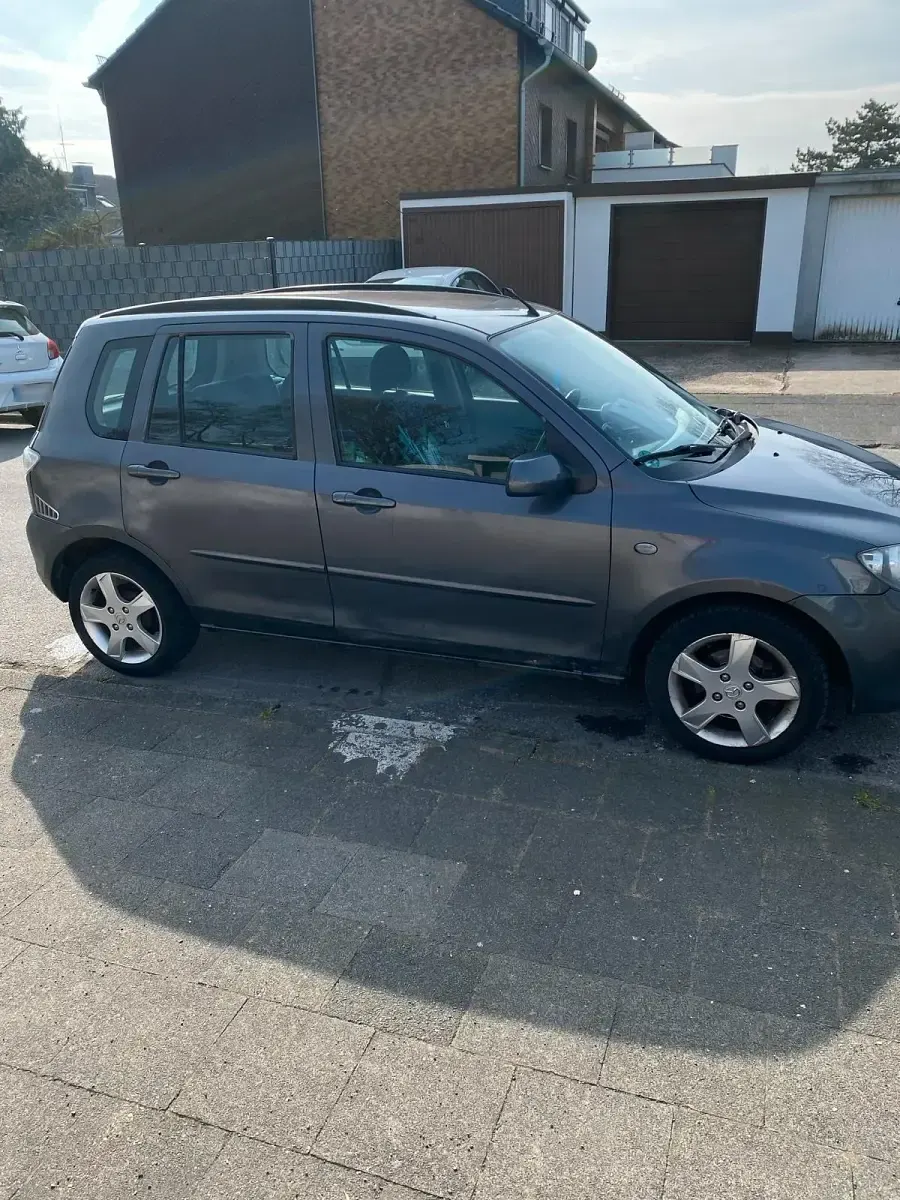 Usata Mazda 2 80 CV (58 kW) 2004 Grigio Utilitaria
