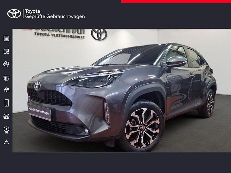 Marlingrau Gebraucht 2023 Toyota Yaris Cross Connect Style SUV | 23.590 € (Guter Preis) - Bild 1/4