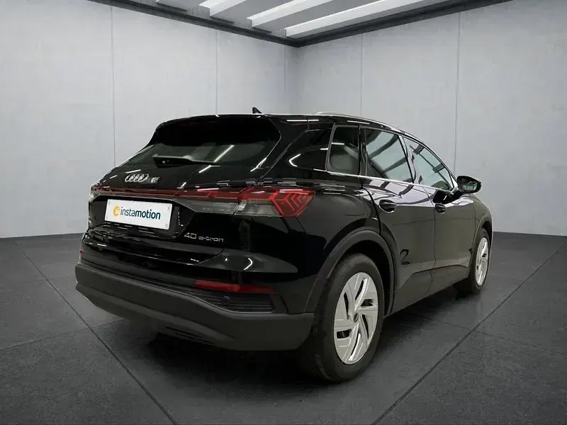 Gebraucht Audi Q4 e-tron 150 kW (204 PS) 2023 Schwarz SUV