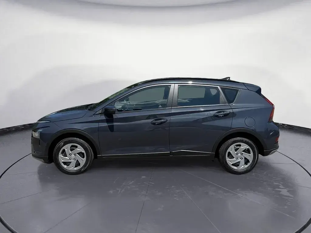 Gebraucht Hyundai Bayon Select 101 PS (74 kW) 2025 Grau SUV