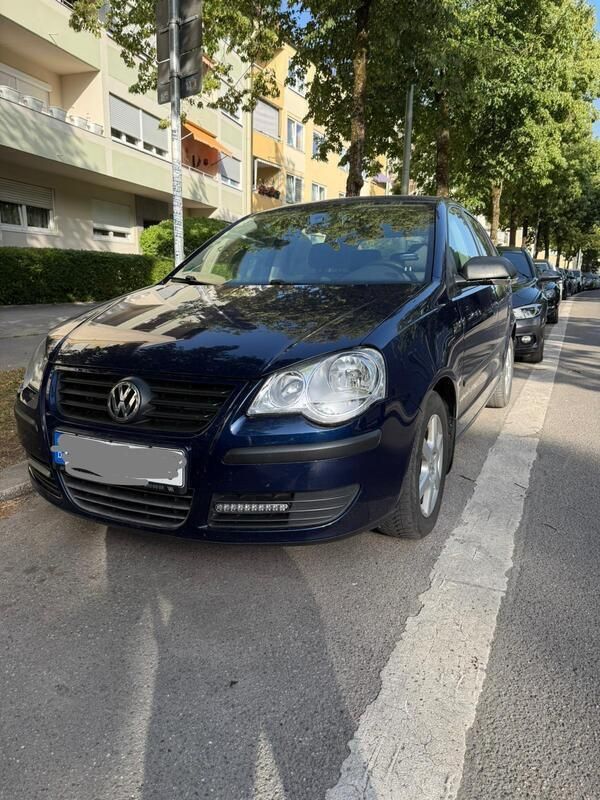 Blau Gebraucht 2009 VW Polo Highline Kleinwagen | 2.190 € (Superpreis) - Bild 1/4