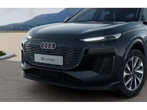 Ny Audi e-tron Ambiente 185 kW (252 HK) 2026 Grå SUV