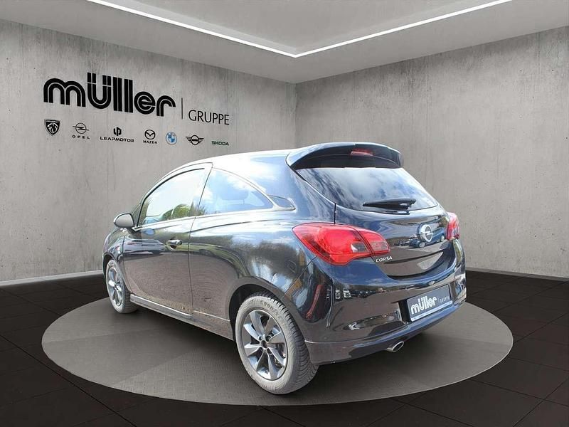 Gebraucht Opel Corsa 101 PS (74 kW) 2019 Schwarz Kleinwagen