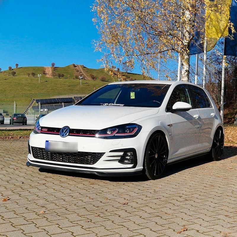 Weiß Gebraucht 2017 VW Golf GTI Limousine | 24.000 € (Teuer) - Bild 1/4