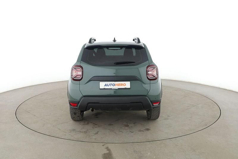 Gebraucht Dacia Duster Expression 116 PS (85 kW) 2024 Grün SUV