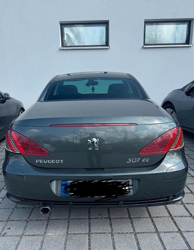 Gebraucht Peugeot 307 CC 136 PS (100 kW) 2005 Grün Cabrio