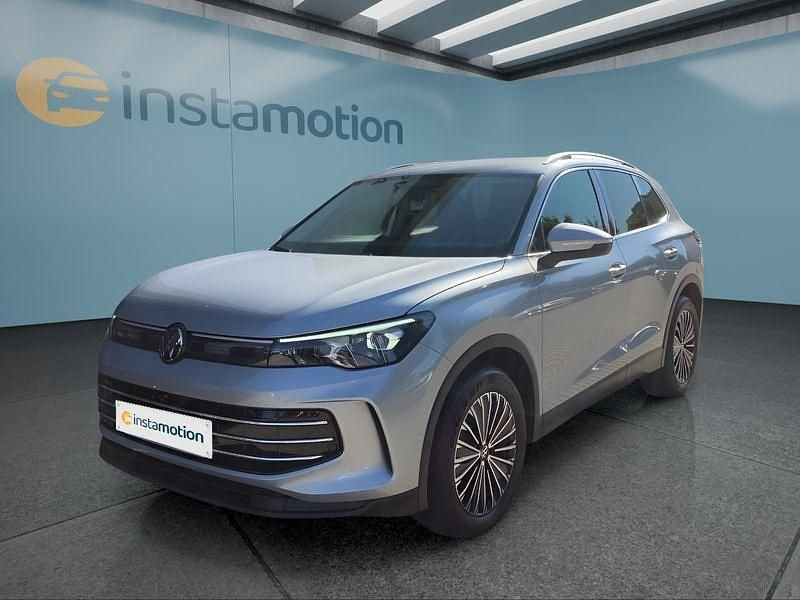 Silber Gebraucht 2025 VW Tiguan SUV | 40.949 € (Etwas zu teuer) - Bild 1/4