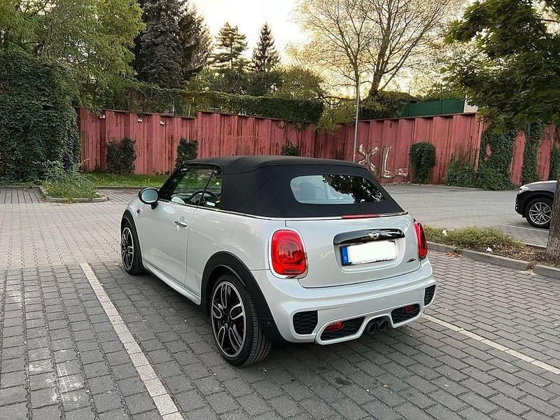 Gebraucht Mini John Cooper Works 231 PS (169 kW) 2018 Silber Kleinwagen