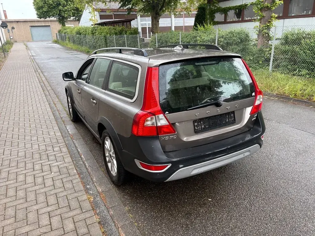 Usata Volvo XC70 Summum 185 CV (136 kW) 2008 Grigio Station wagon