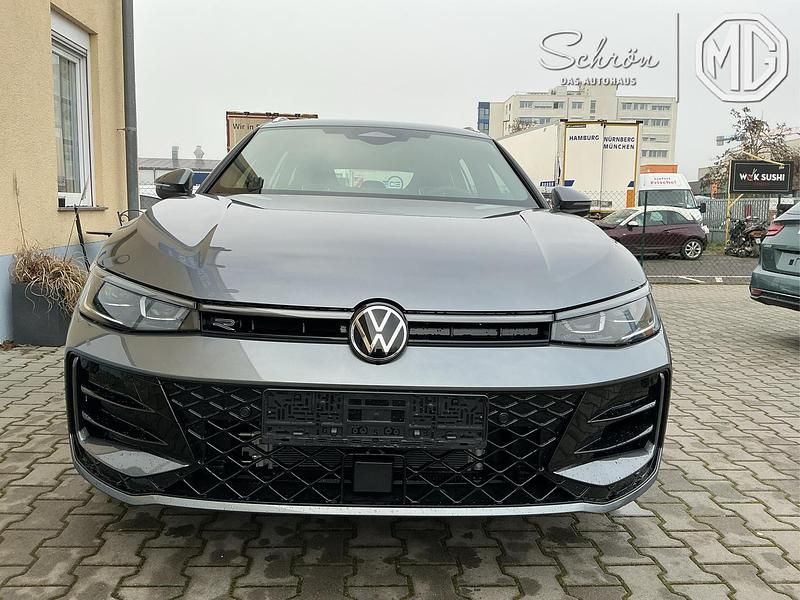 Neu VW Passat R-line 265 PS (194 kW) 2026 Kombi