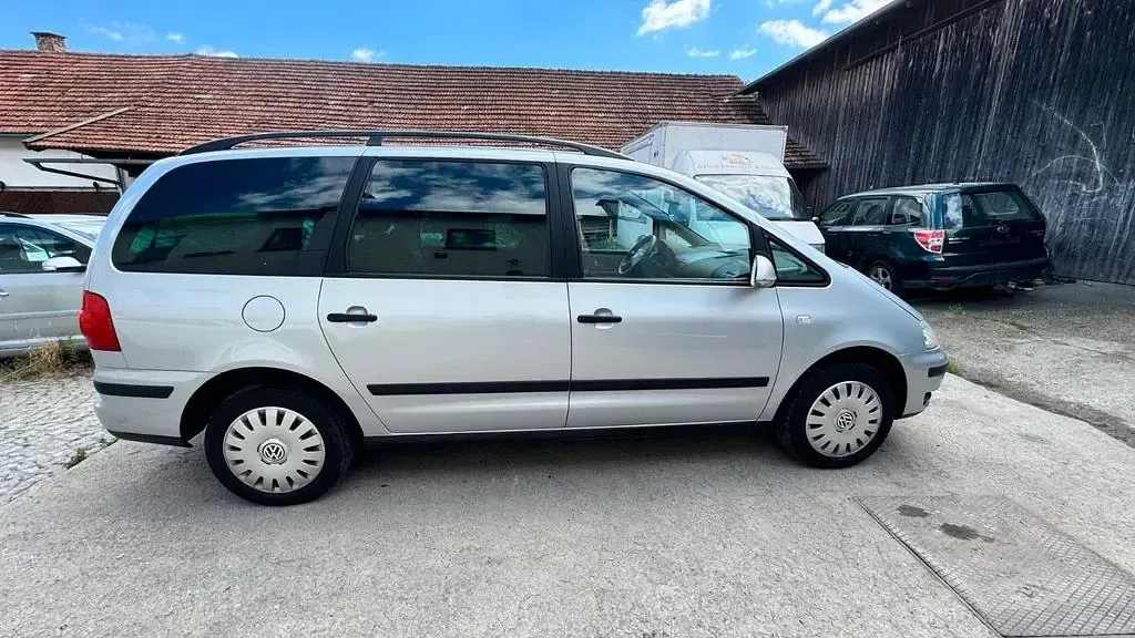 Gebraucht VW Sharan Trendline 131 PS (96 kW) 2006 Silber Van / Kleinbus