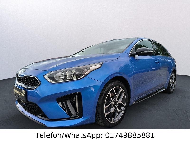 Blau Gebraucht 2019 Kia ProCeed GT-Line Kleinwagen | 15.599 € (Guter Preis) - Bild 1/4