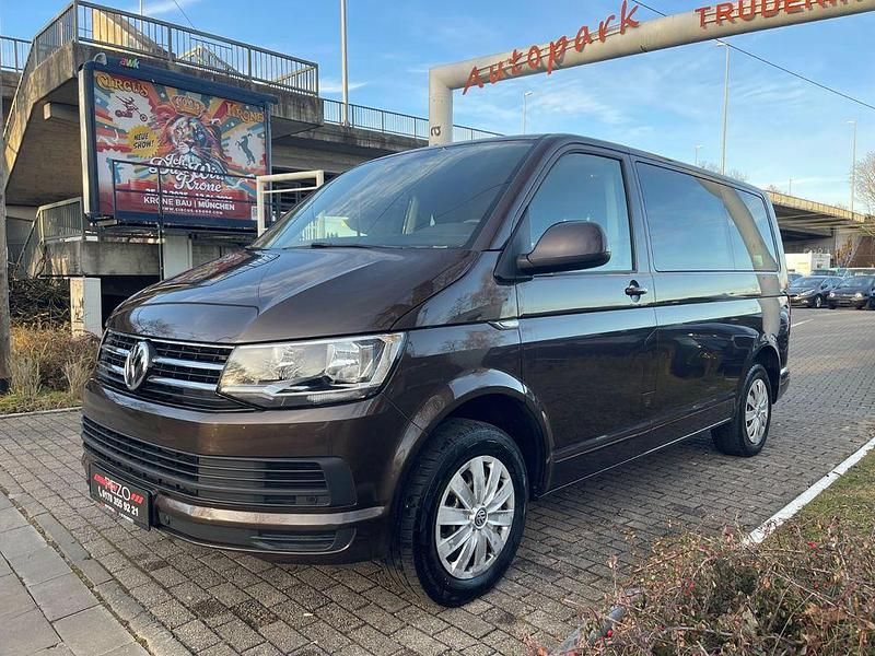 Gebraucht VW T6 150 PS (110 kW) 2018 Braun Van