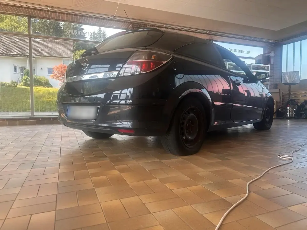 Gebraucht Opel Astra GTC Sport 125 PS (91 kW) 2005 Schwarz Coupé
