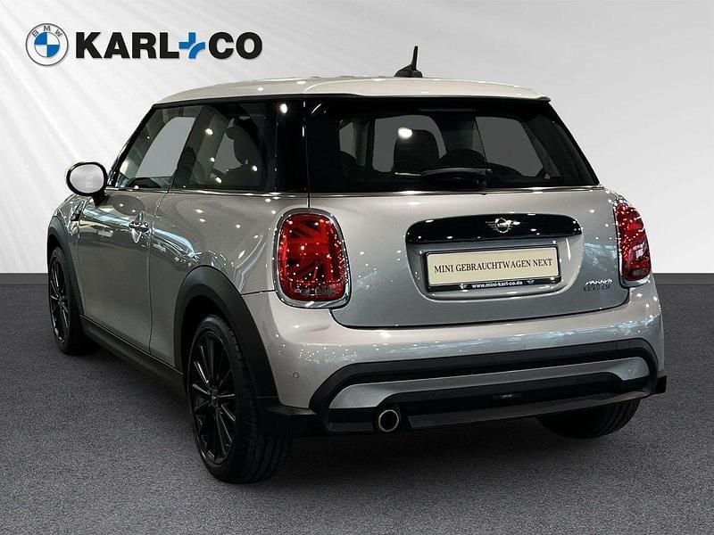Gebraucht Mini Cooper Essential 136 PS (100 kW) 2022 Silber Kleinwagen