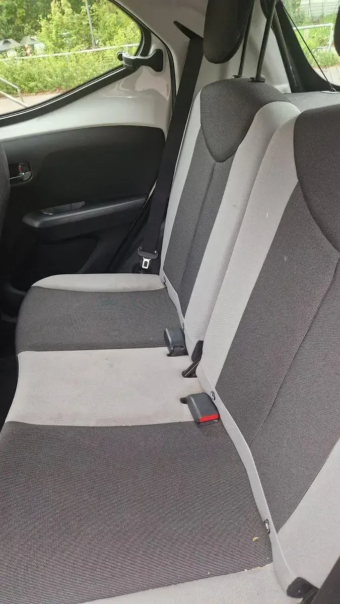 Gebraucht Toyota Aygo 69 PS (50 kW) 2017 Weiß Kleinwagen