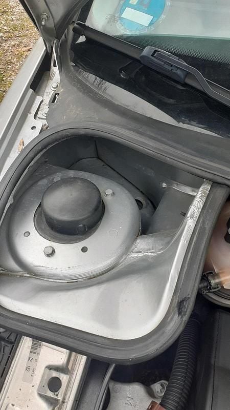 Gebraucht Peugeot 206 109 PS (80 kW) 2005 Silber Kleinwagen