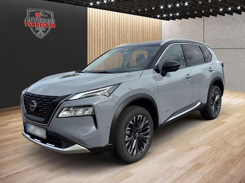Ceramicgrey / black Gebraucht 2025 Nissan X-Trail Tekna+ SUV | 48.990 € - Bild 1/4