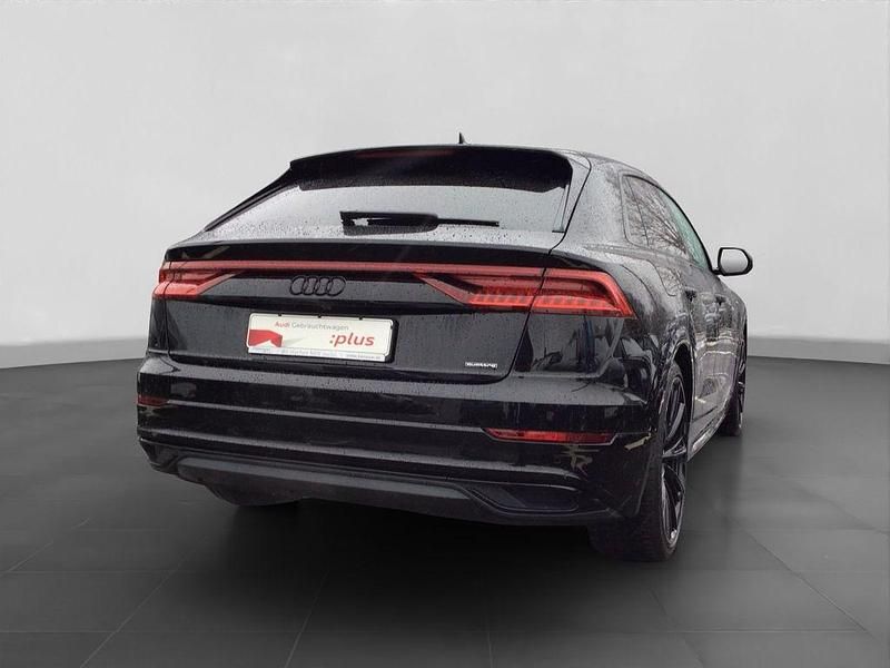 Gebraucht Audi Q8 S-Line 286 PS (210 kW) 2023 Schwarz SUV
