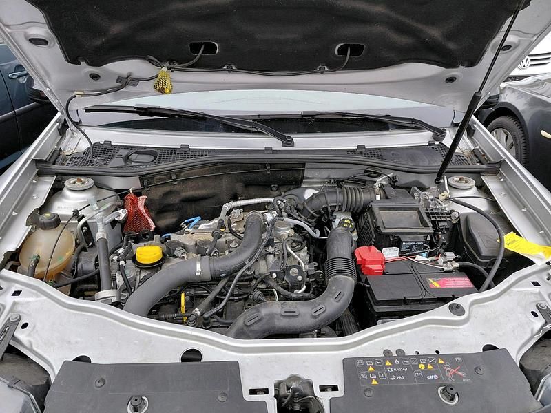 Gebraucht Dacia Duster 125 PS (91 kW) 2018 Silber SUV