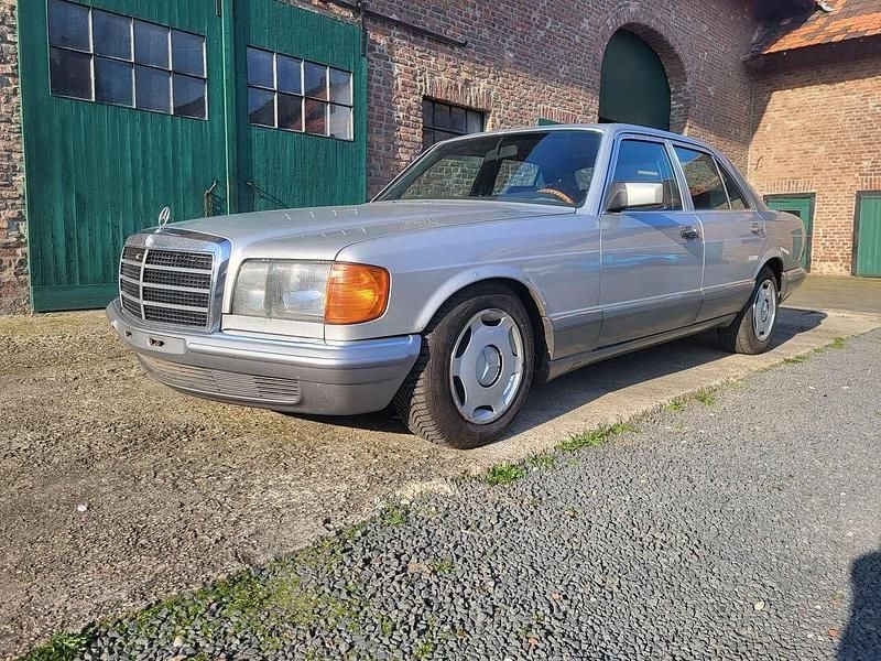 Silber Gebraucht 1989 Mercedes S300 SE Limousine | 3.999 € - Bild 1/4