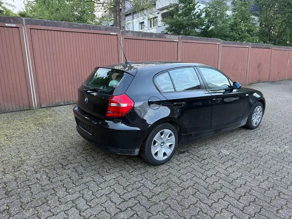 Brugt BMW 116 116 HK (85 kW) 2007 Sort Hatchback