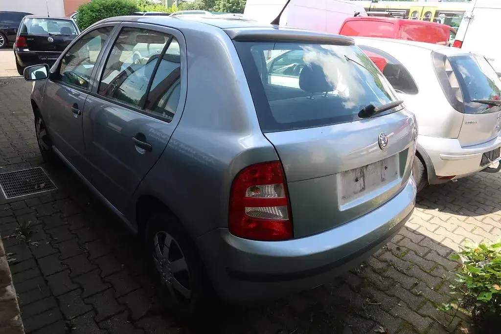 Gebraucht Skoda Fabia 54 PS (39 kW) 2003 Grau Limousine