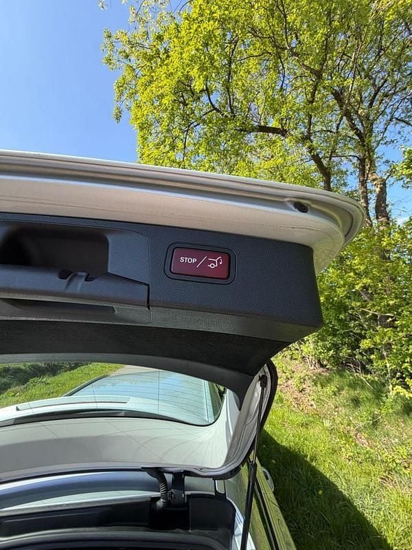 Second-hand Mercedes E220 194 CP (142 kW) 2017 Argintiu Berlinǎ