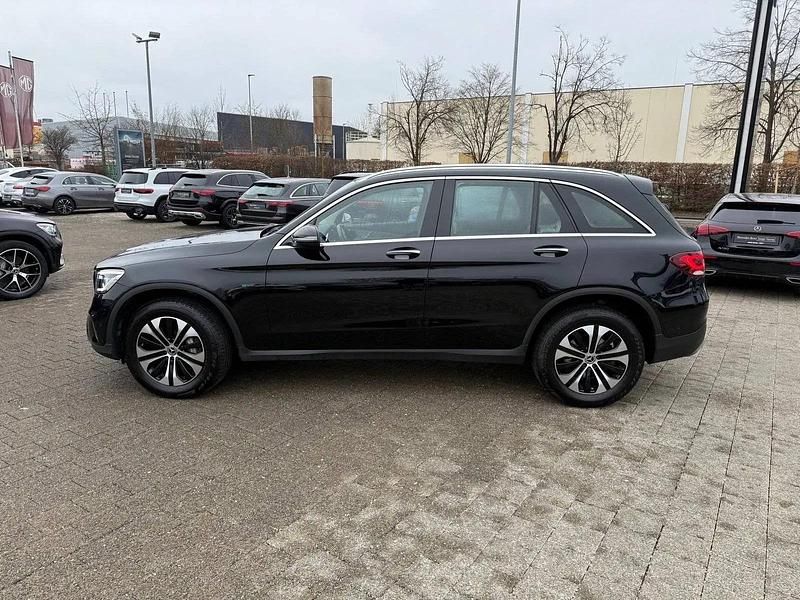 Gebraucht Mercedes GLC300e 306 PS (225 kW) 2021 Andere SUV