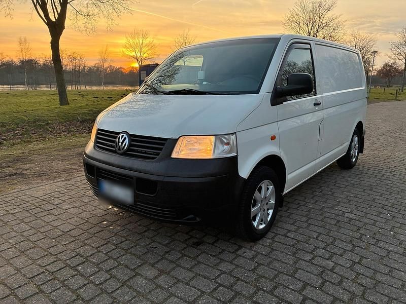 Second-hand VW Transporter 102 CP (75 kW) 2006 Alb Van