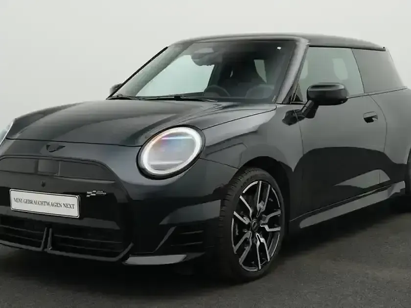 Gebraucht Mini Cooper 135 kW (184 PS) 2025 Legend grey (grau) Kleinwagen