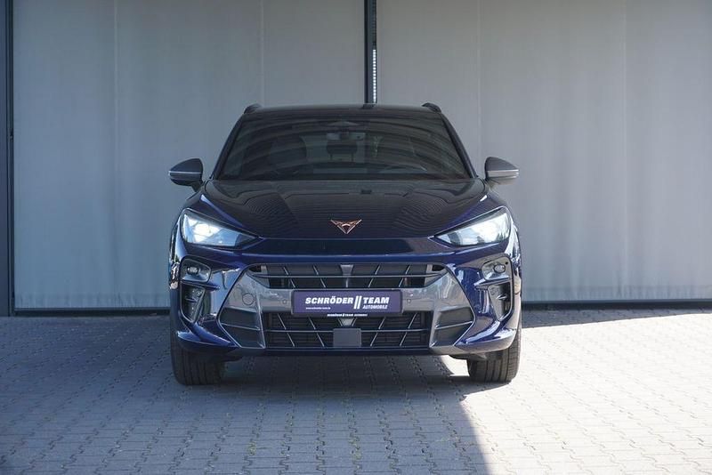 Neu Cupra Terramar 150 PS (110 kW) 2025 Blau SUV