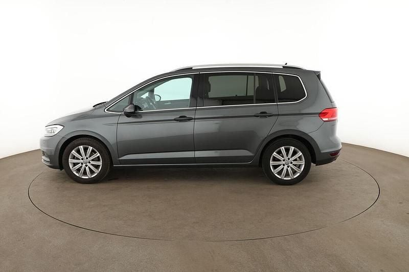Gebraucht VW Touran Highline 150 PS (110 kW) 2019 Grau Van / Kleinbus