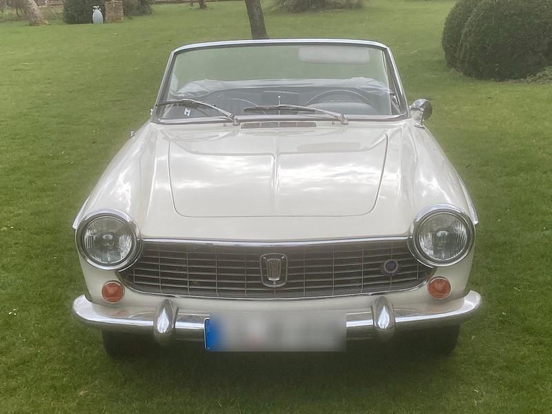 Weiß Gebraucht 1965 Fiat 1500 Cabrio | 22.500 € - Bild 1/4