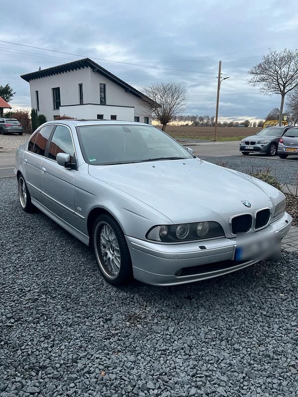 Gebraucht BMW 530 192 PS (141 kW) 2000 Silber Limousine