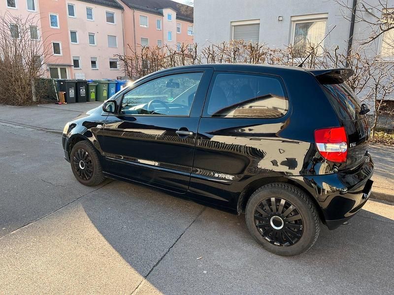 Gebraucht VW Fox Edition 55 PS (40 kW) 2010 Schwarz Kleinwagen
