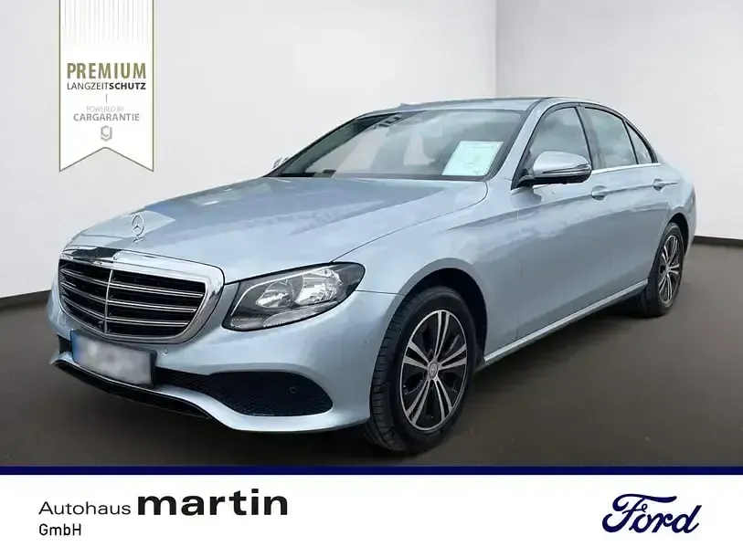 Używany Mercedes E220 194 KM (142 kW) 2016 Sedan/Limuzyna