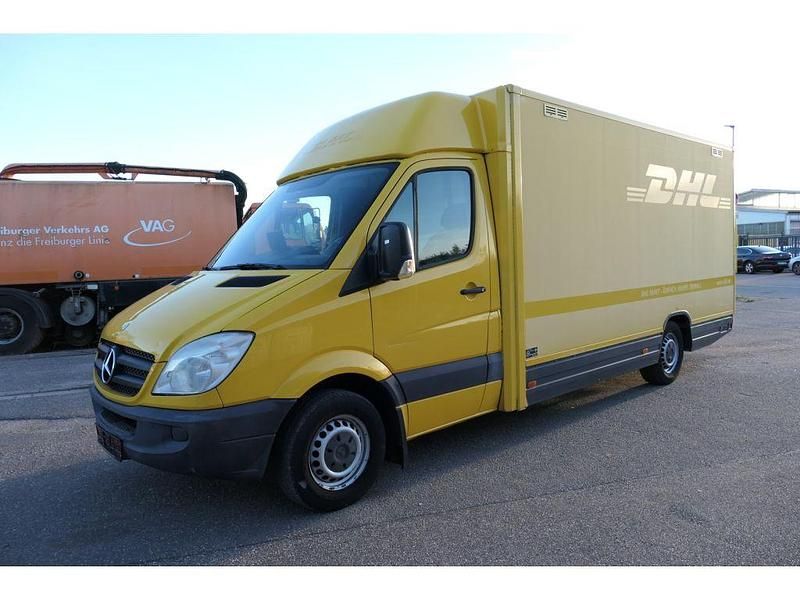 Second-hand Mercedes Sprinter 95 CP (69 kW) 2011 Galben Van