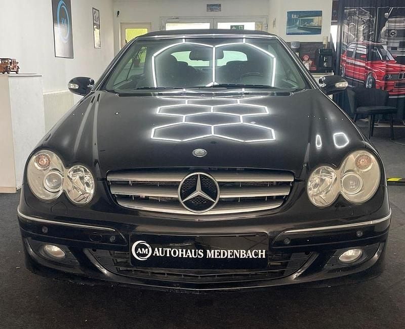Gebraucht Mercedes CLK320 224 PS (164 kW) 2006 Schwarz Cabrio