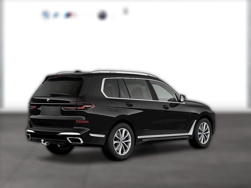Metallic Gebraucht 2024 BMW X7 M Sport SUV | 96.870 € (Teuer) - Bild 1/4