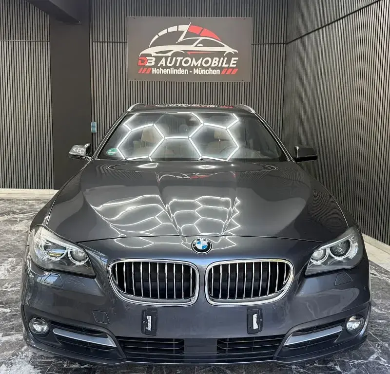 Gebraucht BMW 530 Performance 258 PS (189 kW) 2016 Grau Kombi